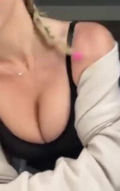 The Ultimate Sydney Sweeney on/off compilation