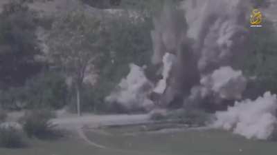 Pakistan (South Waziristan) IED attack video published by TTP.
In the ied attack at least 9 Pakistani soldiers were Killed