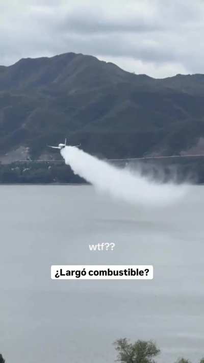 Los cordobeses nunca vieron un avion hacer pis /s