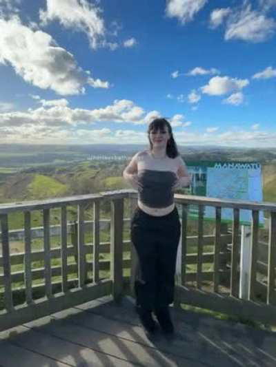 Would you bend me over and fuck me right here?👀