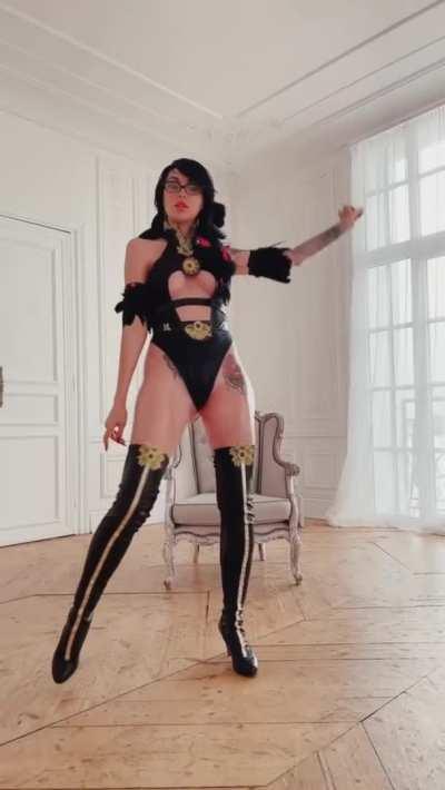 Bayonetta by Lera Himera