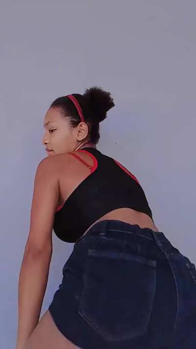 Morena do interior empinadinha  - Veja a descri&ccedil;&atilde;o do video