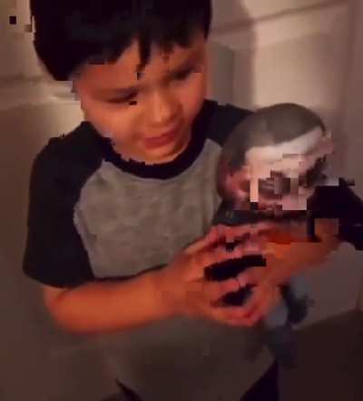 Put your knee on him💀