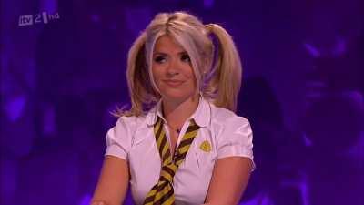 Schoolgirl Holly 😍😍😍