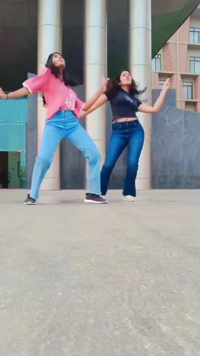 Which one u choose 🤤