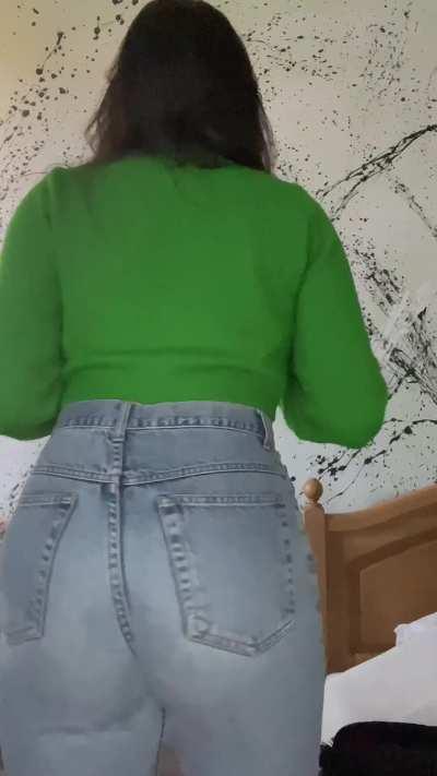 do teachers with such a small ass deserve to be fucked too?