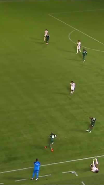 Eduardo Conceição, de 16 anos recém-feitos, na Copa São Paulo hoje (4 gols e 2 assistências)