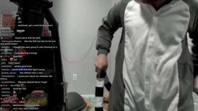 Remember that time Destiny came on stream and Vaush was just vibin' in his lemur outfit?