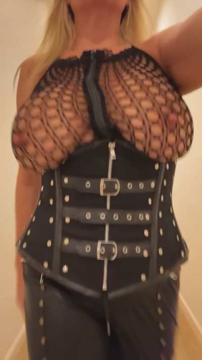 I like how my boobs bounce…