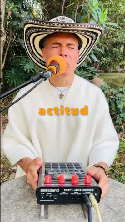 SP-404 heads, be gentle — live Colombian folk flip w/ vocals + chorus lift