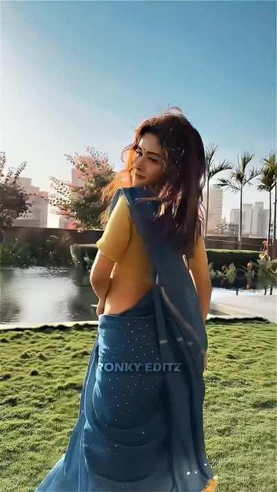 Avneet Kaur- Hottest young actress in India