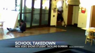 Student tackles shooter as he reloads in school shooting