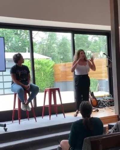 I would go to church just to see those 😏😏