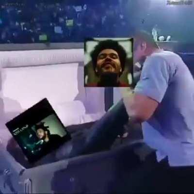 Kiss land mad underrated