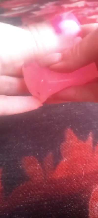 Hand squishing - jay or nay? 🤭