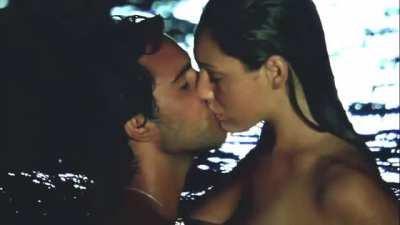 Kelly Brook(at 25) did these scenes