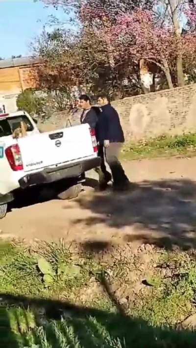 ''me amarraron como puerco'' version Argentina