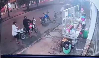 [Ecuador] Robbers meet swift justice, kinda.