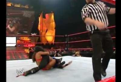 Rookie Gail Kim showing us how tough Jacqueline really was