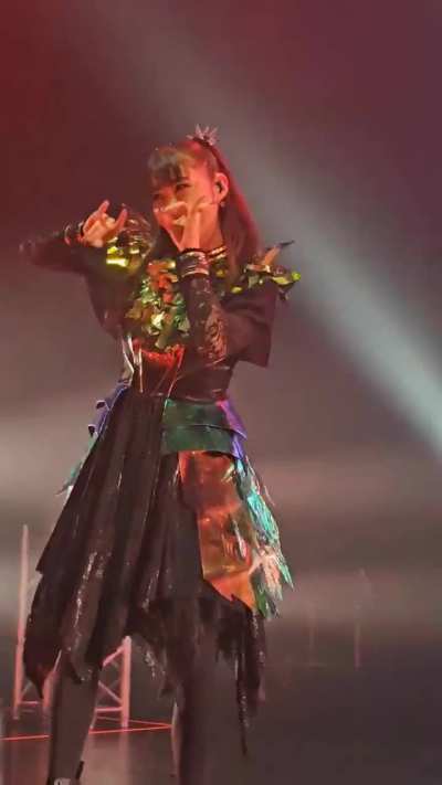 My favorite MOMOMETAL moments from my first front-row BABYMETAL show!