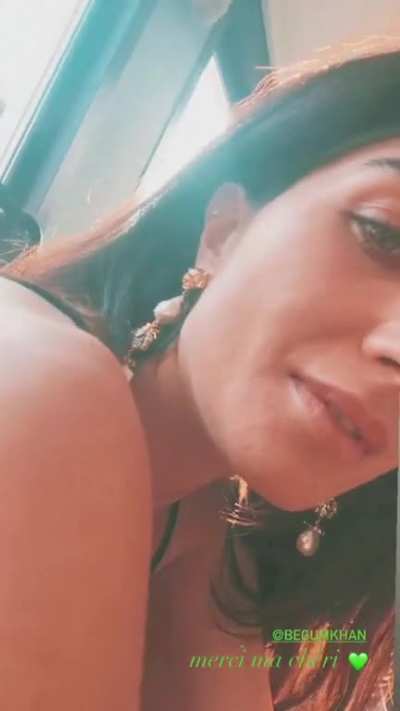 Tuba Büyüküstün sunlight