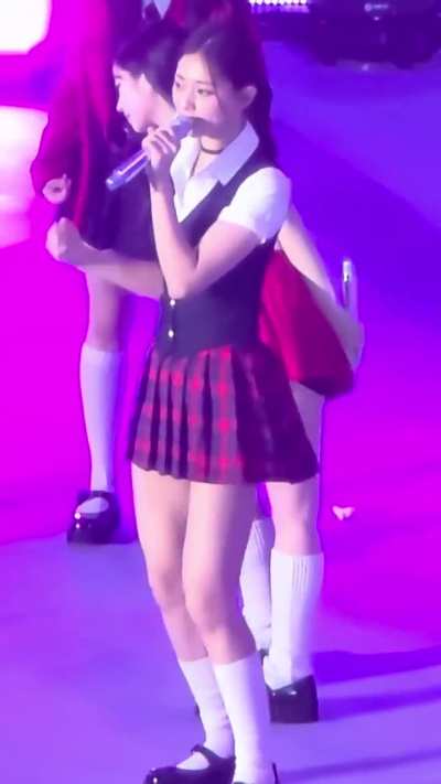 251018 - BDZ really is Tzuyu's song