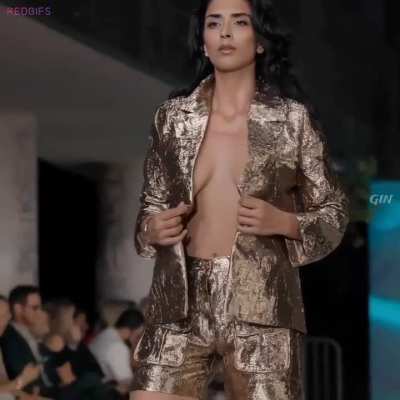 Perfect bikini body doesn't exist 🥵