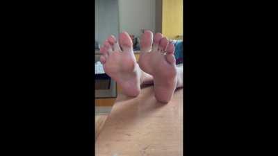 Would you mind my feet on the table if you were there?