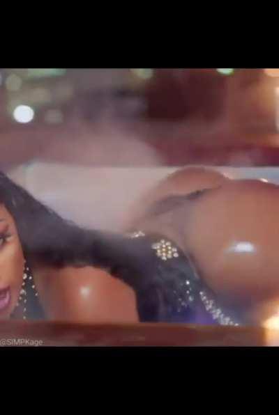 Megan the stallion shaking that ass for us to jerk off to her