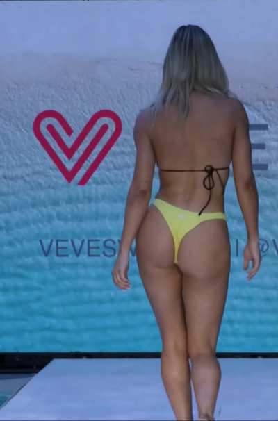 Brittany Gibson - Veve Swim, Miami Swim Week 2025