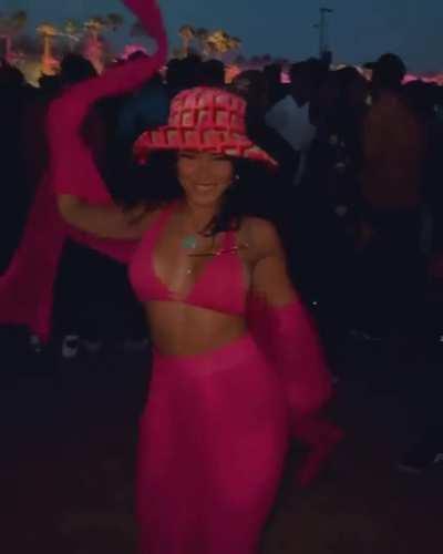 pink Coachella dance