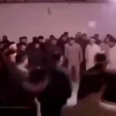 Kızlar Suriyede=Ay biz napıcaz burda. Agalarla ben Suriyede=