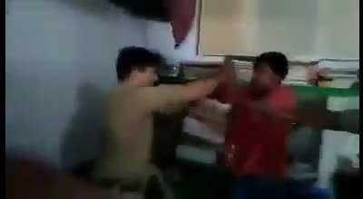 Police officer was surprised lmao