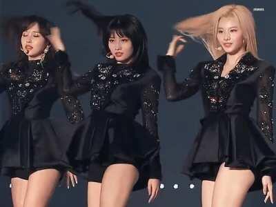 Iconic J-Line hair flip (Mina, Momo, Sana)