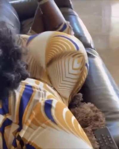 Imagine hittin it from the back bruh