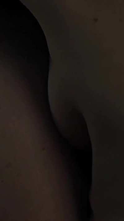 Sideboob in The Automatic Hate (2015)