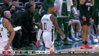 [Highlight] Dame is called for an offensive foul after hitting Dillon Brooks