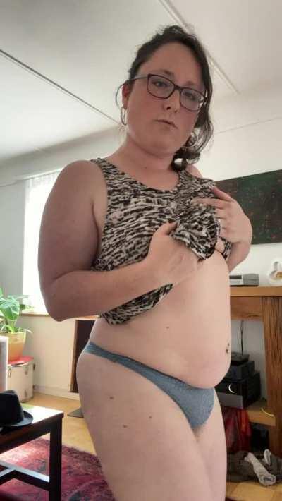 Let me cook for you. Then you creampie me for dessert