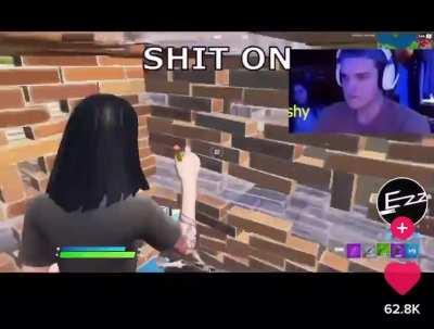 When u finally learn the basics of building 😭😭 currently can only build walls and stairs 🥲