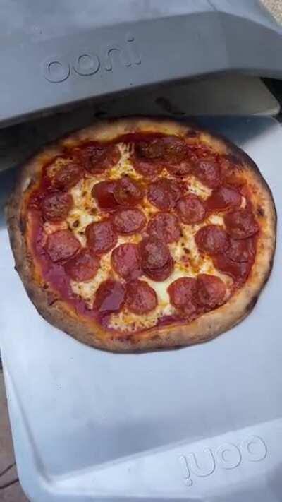 NY Style Pep on Koda 16. Finished w/ a drizzle of hot honey🔥