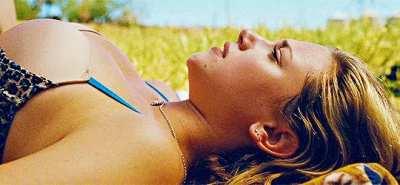 She's so fuc*in sexy!