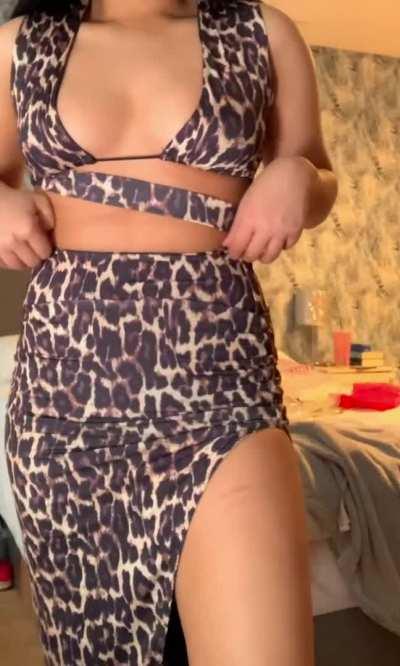 Have you seen a desi girl twerk like me before?