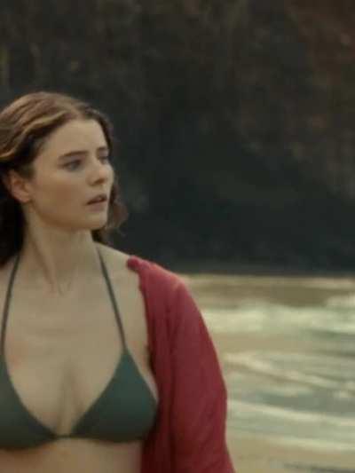 Thomasin McKenzie has amazing tits for her slim figure