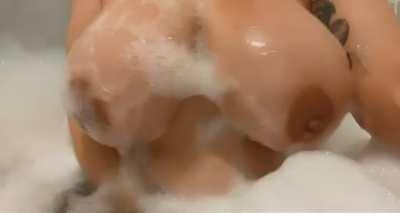 My first GIF! Big bath titties :D