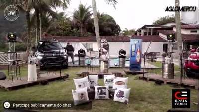 Police operation interrupts Live in Angra dos Reis, RJ