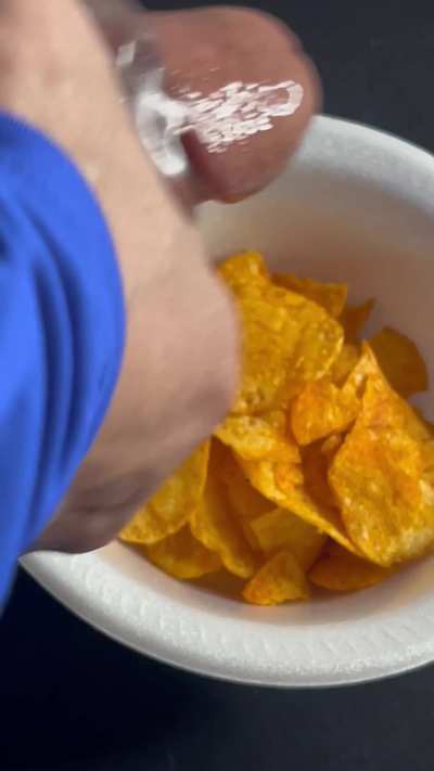 A lil sauce for your chips 