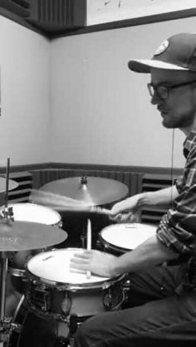 the ultra tight grooves of Hiatus Kaiyote >