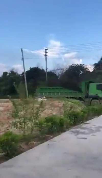 狗杂种你泥头车爷爷来了