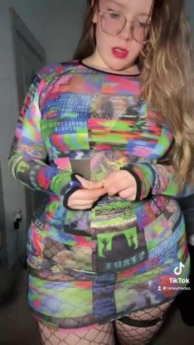 beautiful fat woman I love her 😍