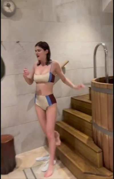 Alexandra Daddario in bikini